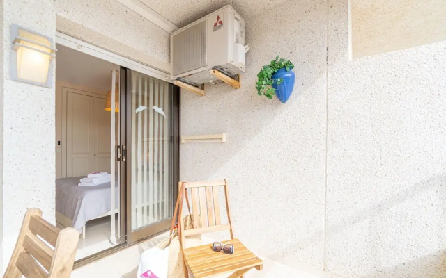 Apartment in Empuriabrava With Canal Views