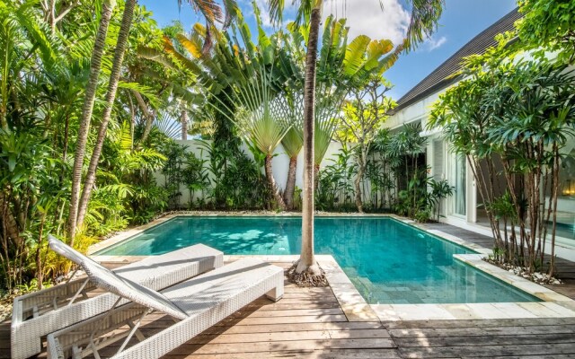 Trendy 3br Private Villa Seminyak