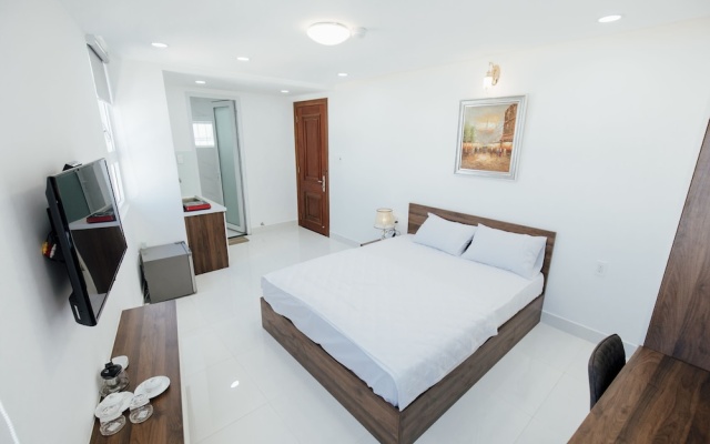 Aladdin Hotel and Apartment – Guest Rooms – Ho Chi Minh City