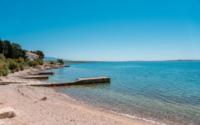 Beach House Festini In Kosljun