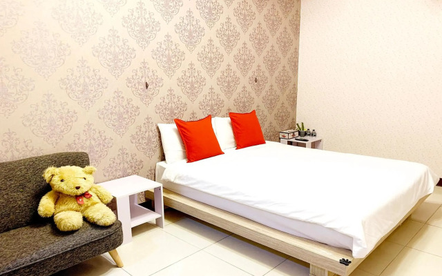 Snug Nine Inn