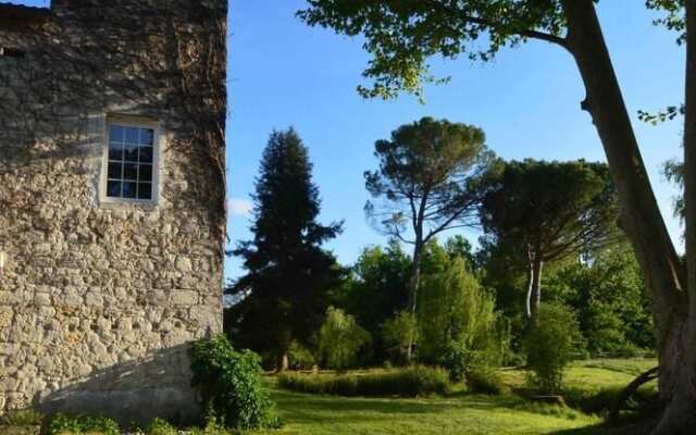 Moulin de Jouenery et Spa