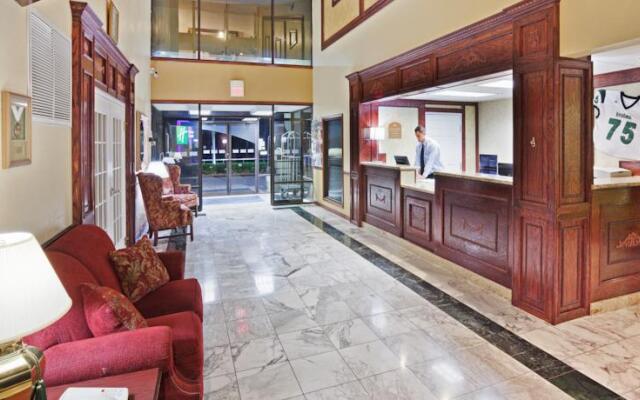 Holiday Inn Express Tahlequah