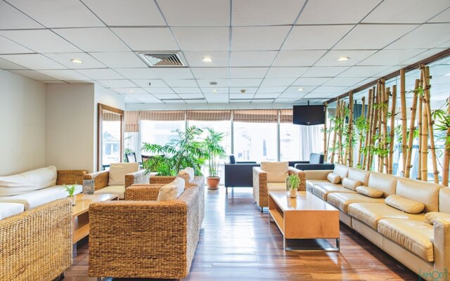 Lancaster Le Thanh Ton Free3G 15th