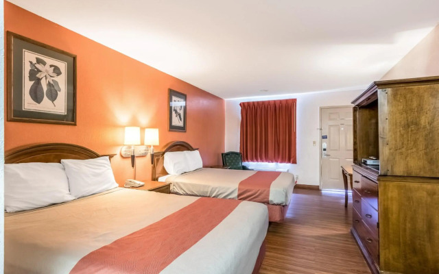 Motel 6 Pooler, GA - Savannah Airport