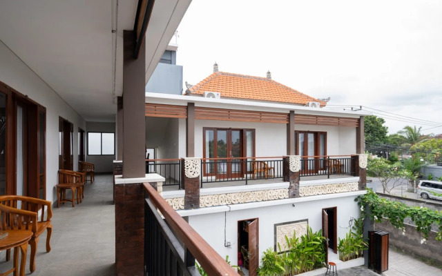 RedDoorz Plus @ Yasa’s Living Denpasa