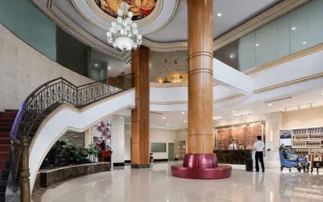 Vienna Classic Hotel (Zhuhai Doumen Xinqing Technology Park)