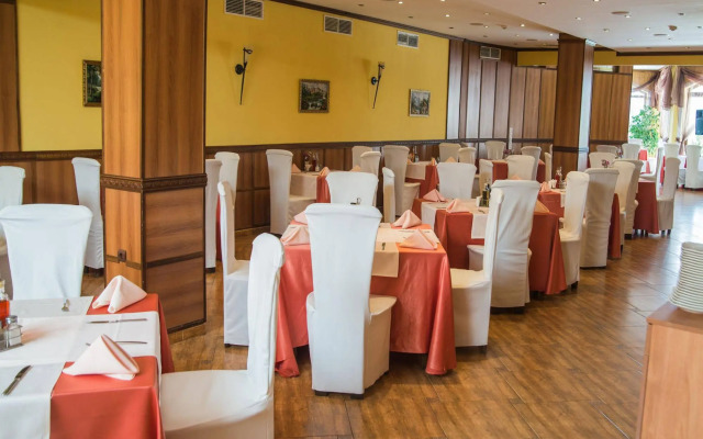 SPA Club Bor Hotel & Wellness