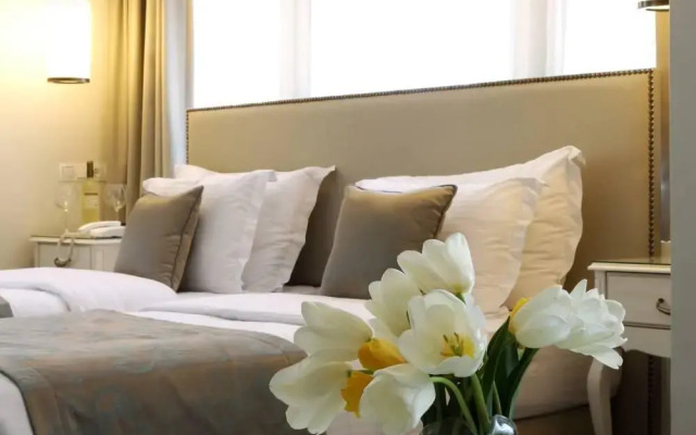 Taximtown Hotel