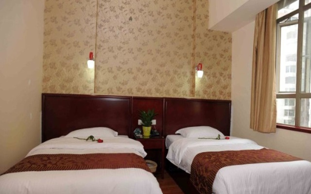 GreenTree Eastern GuangDong Guangzhou East Dongfeng Road Zhonghua Square Express Hotel – Guest Rooms – Guangzhou