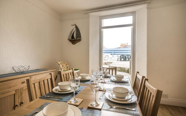 Sandy Retreat - 3 Bedroom Holiday Home - Tenby
