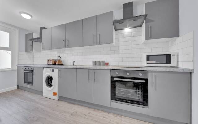 Cozy Serviced Ensuite In West Drayton London TW7