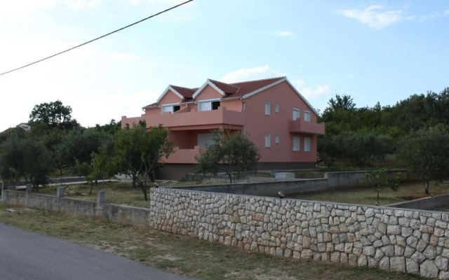 Apartments with a parking space Maslenica, Novigrad - 6573