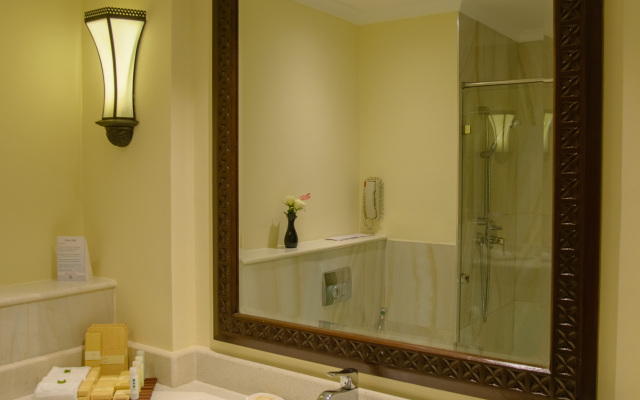 Sarova Whitesands Beach Resort & Spa