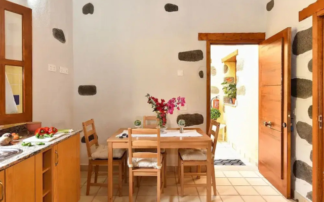 Luxurious Villa in Las Palmas With Swimming Pool
