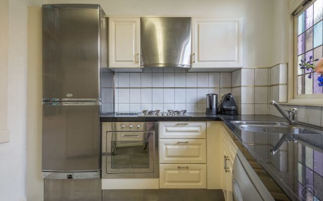 Brouwers Canal apartment