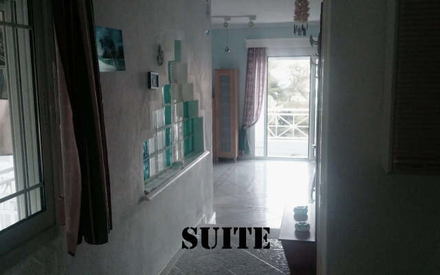 Roditsa Patritsia Apartments