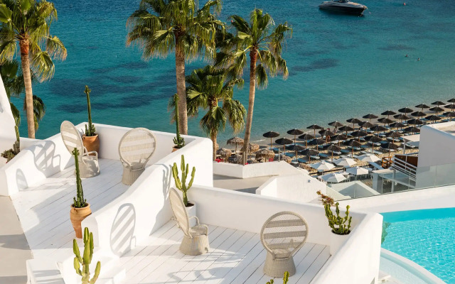 Mykonos Blu, A Grecotel Resort to Live