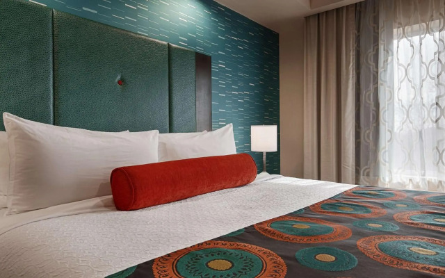 Best Western Premier Ashton Suites-Willowbrook