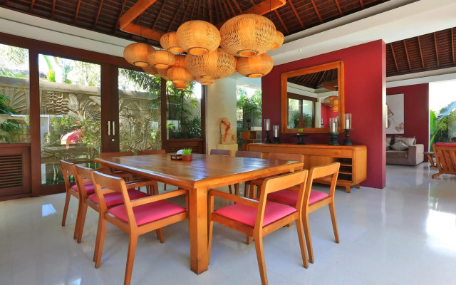 Chandra Bali Villas