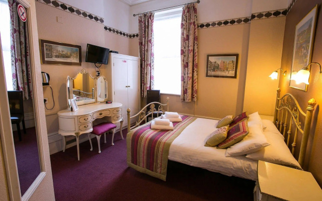 The Sherwood - Guest House
