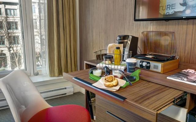 Hotel Uville Montreal