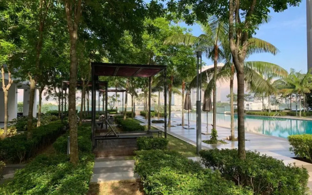 Stylish Romantic Couples Getaway - Netflix&Relax 7