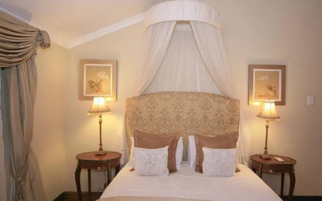 Valley Lodge