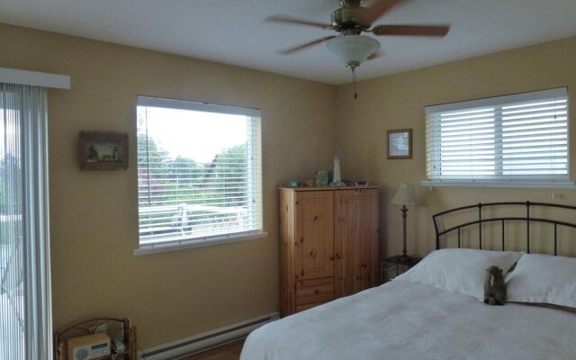 Beachway Vacation Rental and B&B Suites