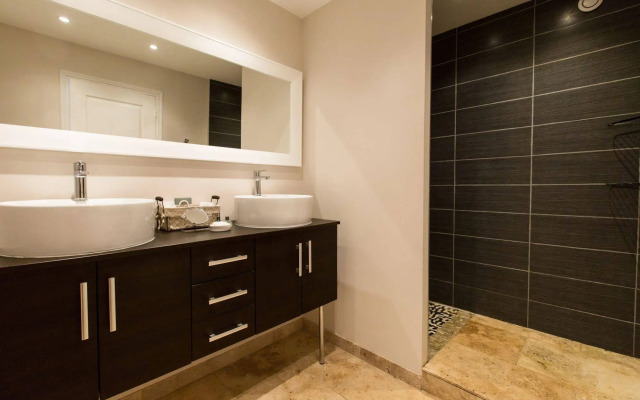 Villa Stephanie Guest House