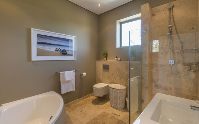 Plett Lagoon Villa