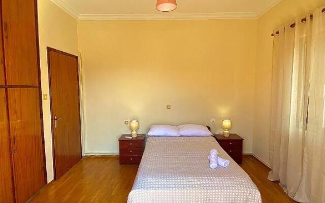 Dimitris apartment