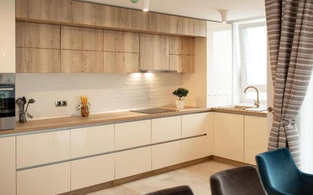 Kanopian Penthouse Hotel