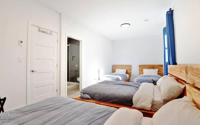 Blanc 28 - Les Chalets Alpins, Stoneham