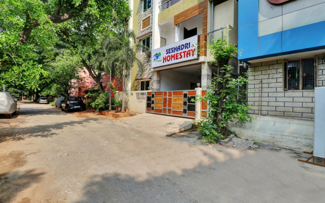 Hotel O SESHADRI HOMESTAY