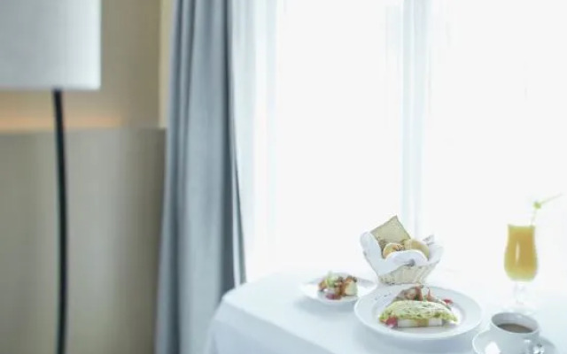 Radisson Hotel Sega (HangZhouXiaoshan Airport  Terminal)