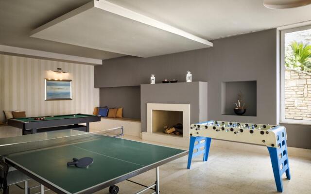 Miramar Sunny Hotel & Residence