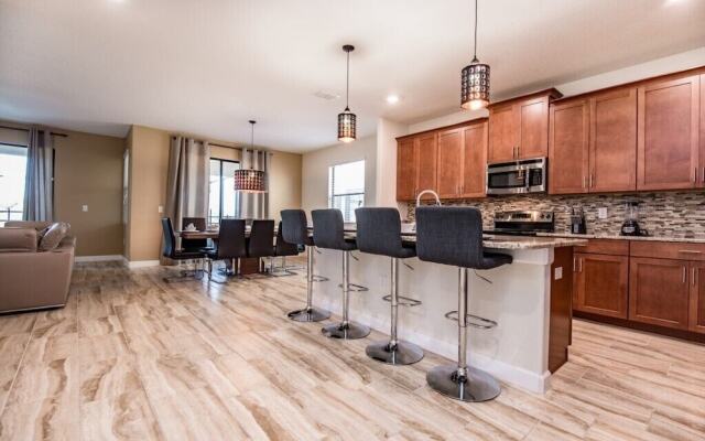 6bed 4Ba Villa Game Room Pool Spa