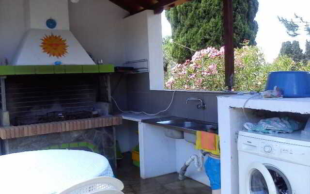 Villa Thea Studios & Apartments