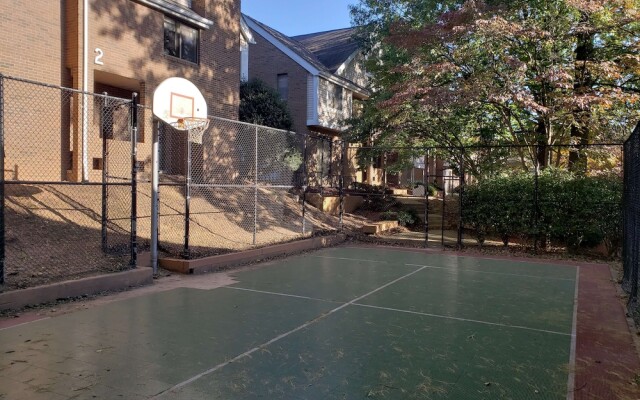 Tysons Corner Suites, A Baymont by Wyndham