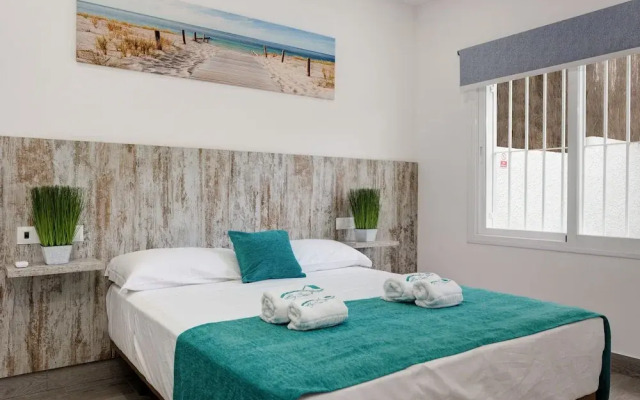 Villas By Seric,15' walking to the beach