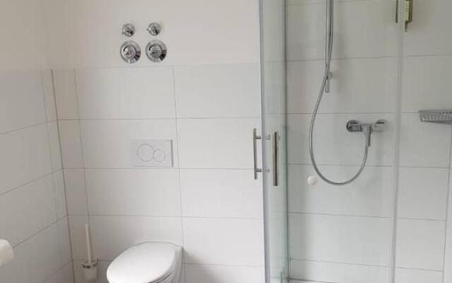 L8 Street - Kaiser-Friedrich-Straße 131 - Gesamtes Apartment