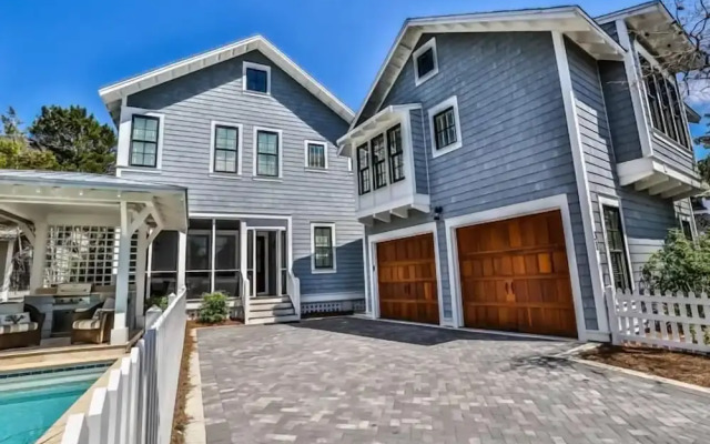 The Flagship of Watersound 5 Bedroom Holiday Home by Five Star Properties