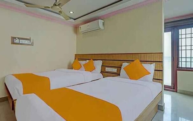 Fabexpress Sakthi Inn