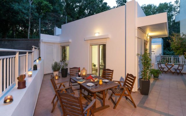 Haven Home- An Oasis in the Heart of Rhodes, next to Old Town, near beaches