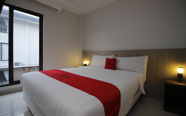 RedDoorz Plus @ TB Simatupang