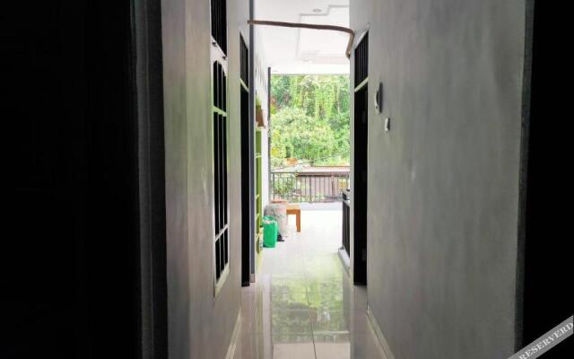Oyo 3919 Karmila Syariah Guest House