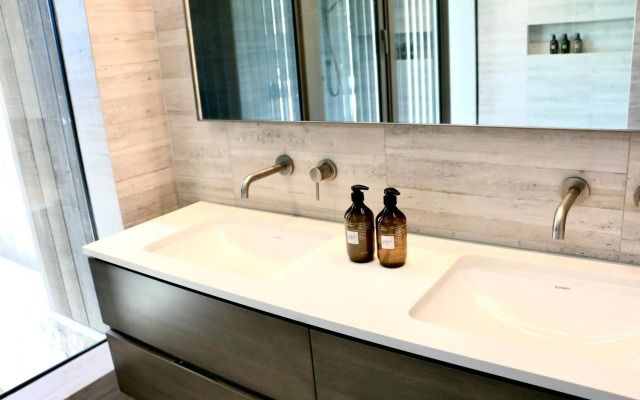 Elements of Castor Bay