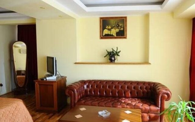 Green Forum Hotel
