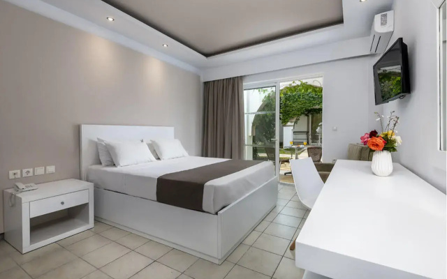 Gaia Royal Hotel